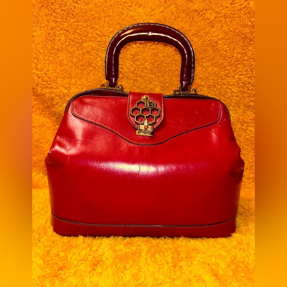 Etienne Aigner Handbags - Vintage 1960s Etienne Aigner Genuine Leather Doctor’s Bag